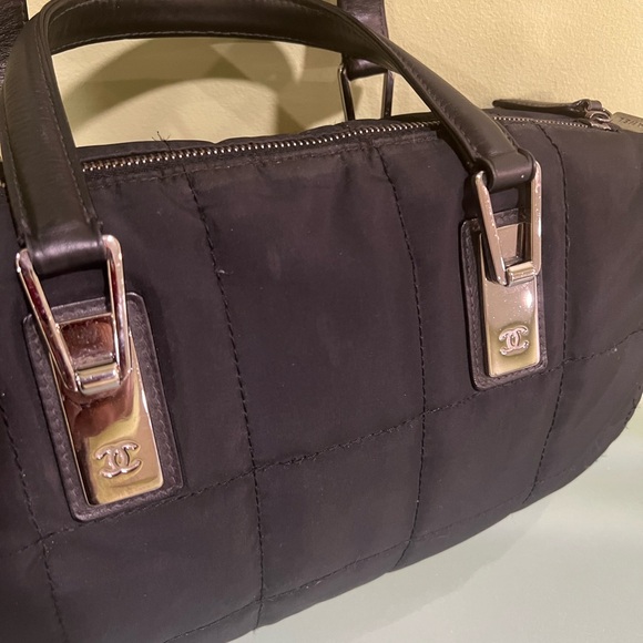 Chanel Choco Bar Nylon/Leather Handbag Black Stylish Daily Quilted Authentic - Picture 3 of 10